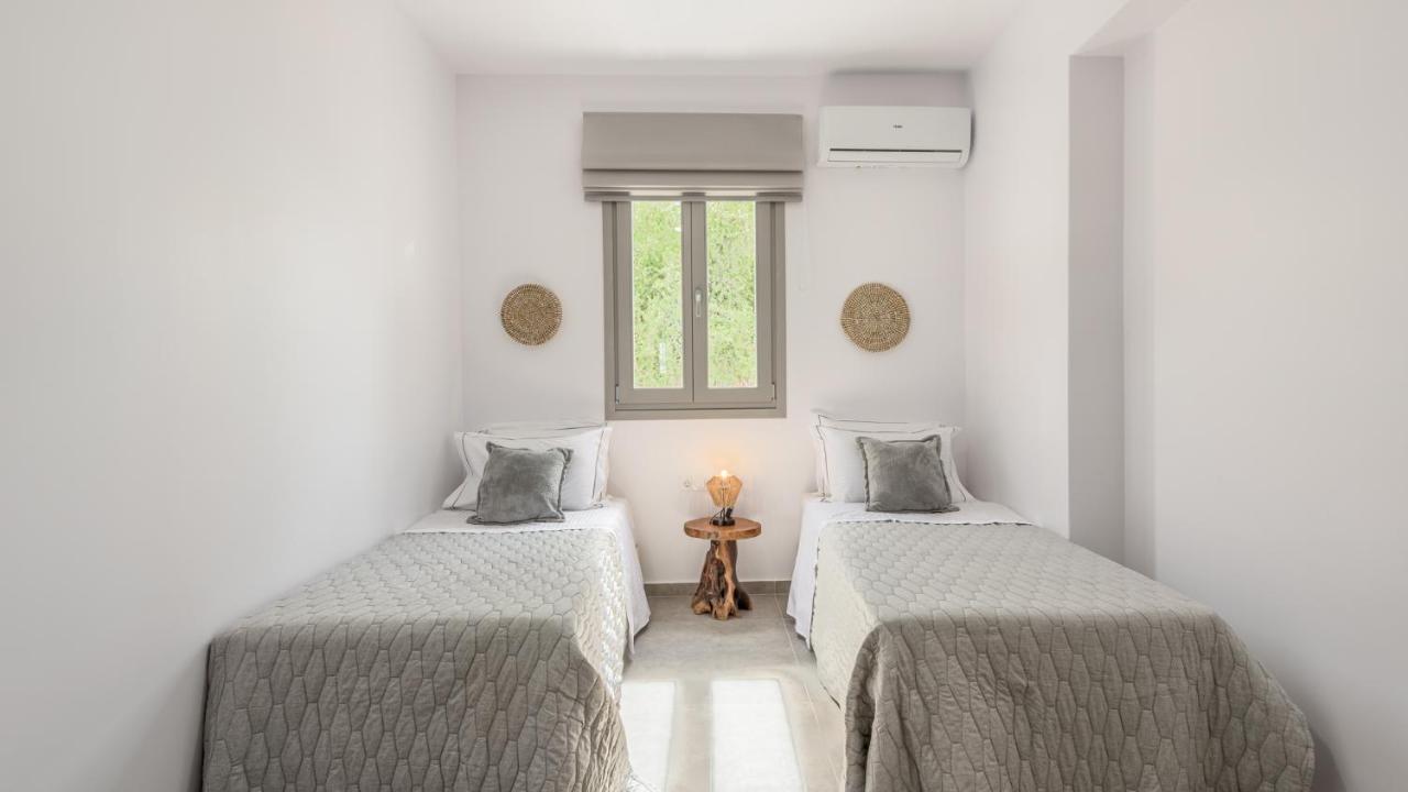 Esperanza Apartments Adamantas  ภายนอก รูปภาพ