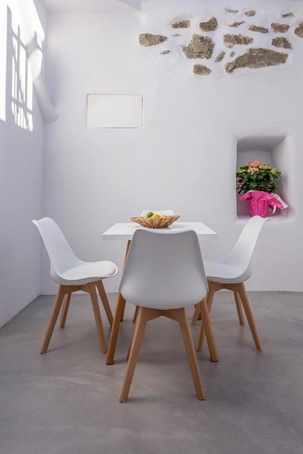 Esperanza Apartments Adamantas  ภายนอก รูปภาพ